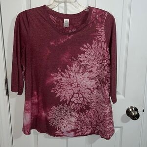 Woman’s 3/4 sleeve